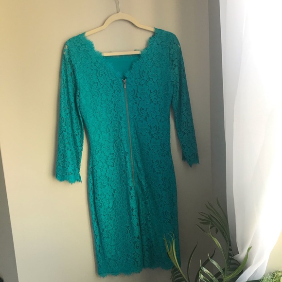 DVF Lacquer Zarita Lace Sheath Cocktail Dress - Picture 6 of 8